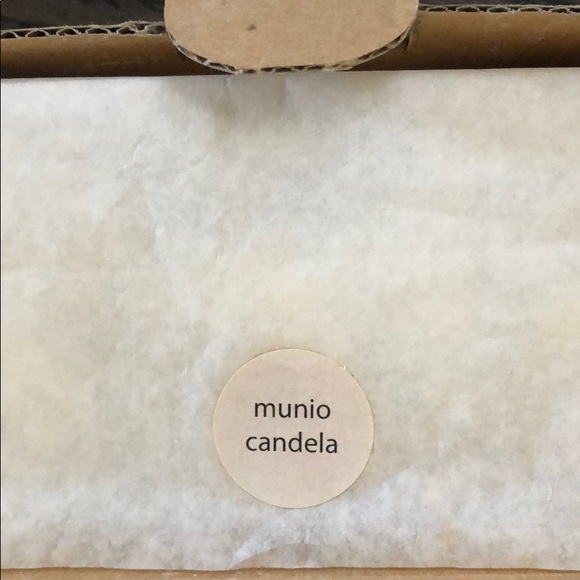 Munio Candela soy wax rounds handmade in Latvia - Picture 2 of 7